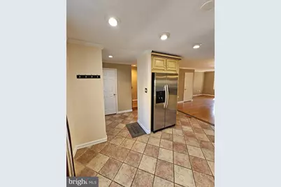 10218 Arizona Circle #16, Bethesda, MD 20817 - Photo 3