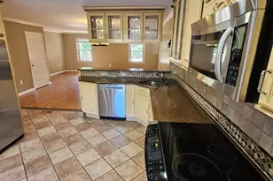 10218 Arizona Cir, Bethesda, MD 20817 - Photo 7