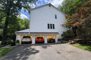 8900 Ellsworth Ct, Silver Spring, MD 20910 - Photo 3