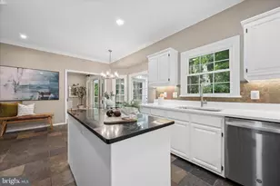 8900 Ellsworth Ct, Silver Spring, MD 20910 - Photo 35