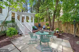 8900 Ellsworth Ct, Silver Spring, MD 20910 - Photo 11