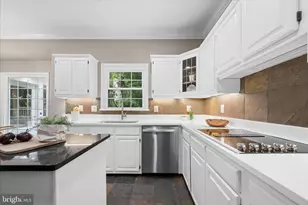 8900 Ellsworth Ct, Silver Spring, MD 20910 - Photo 33