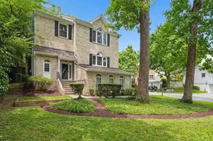 8900 Ellsworth Ct, Silver Spring, MD 20910 - Photo 13