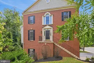18 Waddington Ct, Rockville, MD 20850 - Photo 37