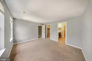 12900 Churchill Ridge Cir, Germantown, MD 20874 - Photo 9