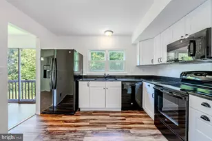 18200 Smoke House Ct, Germantown, MD 20874 - Photo 7