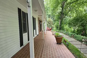 16601 Briardale Rd, Rockville, MD 20855 - Photo 3