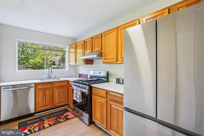 10601 Weymouth Street #4, Bethesda, MD 20814 - Photo 5