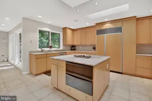 10801 Balantre Ln, Potomac, MD 20854 - Photo 25