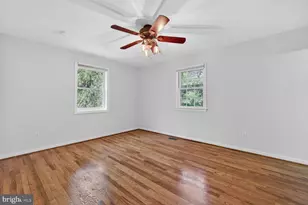 23017 Timber Creek Ln, Clarksburg, MD 20871 - Photo 9