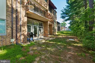 18804 Walkers Choice Rd, Montgomery Village, MD 20886 - Photo 21