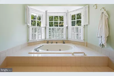 9209 Town Gate Lane, Bethesda, MD 20817 - Photo 17