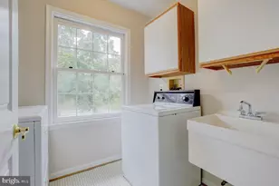 9548 Fox Hollow, Potomac, MD 20854 - Photo 25