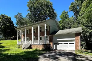 9817 Moyer Rd, Damascus, MD 20872 - Photo 1