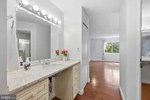 15100 Interlachen Dr, Silver Spring, MD 20906 - Photo 13