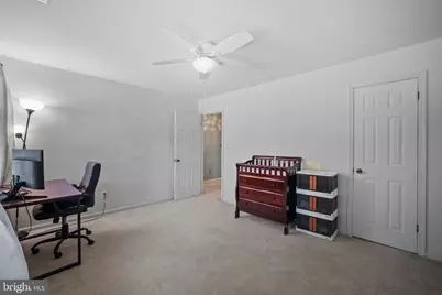 9405 Chatteroy Place, Gaithersburg, MD 20886 - Photo 21