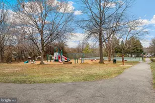 13710 Lark Song Dr, Germantown, MD 20874 - Photo 21