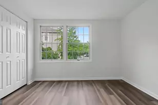 12209 St Peter Ct, Germantown, MD 20874 - Photo 5