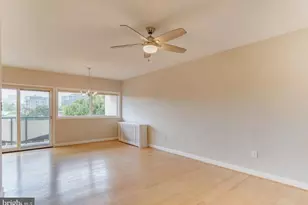 4720 Chevy Chase Dr, Chevy Chase, MD 20815 - Photo 7