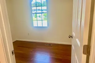 19918 Buhrstone Dr, Gaithersburg, MD 20886 - Photo 15