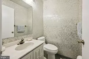 12904 N Commons Way, Potomac, MD 20854 - Photo 21