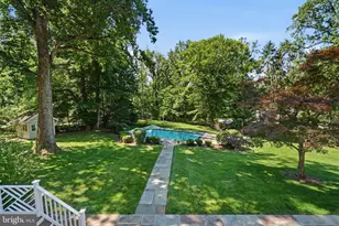 10904 Stanmore Dr, Rockville, MD 20854 - Photo 33