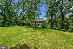 10904 Stanmore Dr, Rockville, MD 20854 - Photo 31