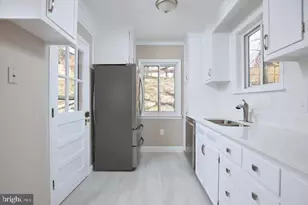 221 Dale Dr, Silver Spring, MD 20910 - Photo 11