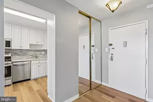 11801 Rockville Pik, Rockville, MD 20852 - Photo 3