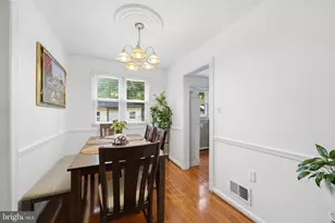11931 Centerhill St, Silver Spring, MD 20902 - Photo 9