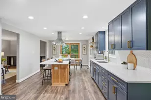 21 Bell Bluff Ct, Gaithersburg, MD 20879 - Photo 11