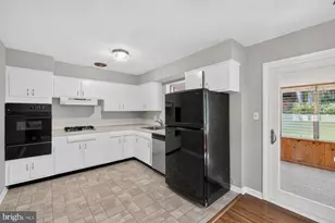 4035 Adams Dr, Silver Spring, MD 20902 - Photo 11