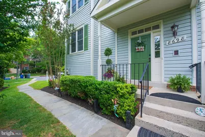 8698 Delcris Drive, Gaithersburg, MD 20886 - Photo 3