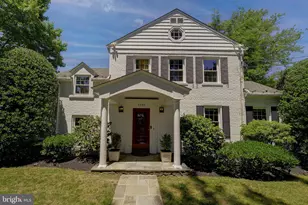 3905 Laird Pl, Chevy Chase, MD 20815 - Photo 3