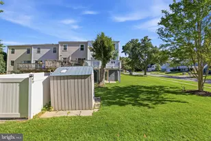 2 Bush Hill Ct, Gaithersburg, MD 20882 - Photo 45
