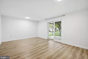 2 Bush Hill Ct, Gaithersburg, MD 20882 - Photo 33