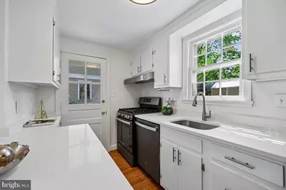 4504 Gladwyne Drive, Bethesda, MD 20814 - Photo 15