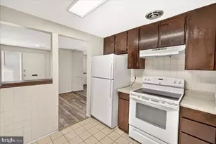 9668 Brassie Way, Montgomery Village, MD 20886 - Photo 15