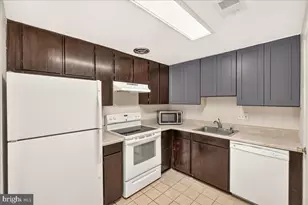 9668 Brassie Way, Montgomery Village, MD 20886 - Photo 11