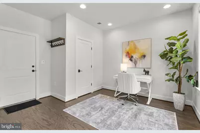 820 Thompson Crescent #26, Rockville, MD 20852 - Photo 5