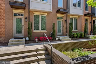 820 Thompson Cres, Rockville, MD 20852 - Photo 3