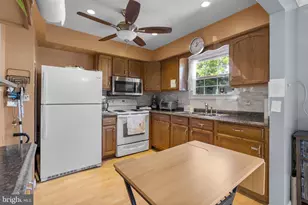 4505 Cannes Ln, Olney, MD 20832 - Photo 9