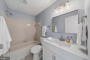 12501 Coral Grove Pl, Germantown, MD 20874 - Photo 19