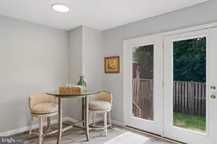 12501 Coral Grove Pl, Germantown, MD 20874 - Photo 9