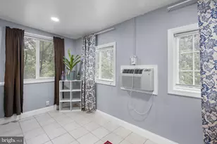 12220 Centerhill St, Silver Spring, MD 20902 - Photo 15