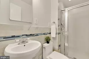7822 Moorland Ln, Bethesda, MD 20814 - Photo 9