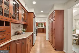 7822 Moorland Ln, Bethesda, MD 20814 - Photo 23