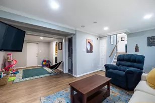 13517 Winterspoon Ln, Germantown, MD 20874 - Photo 9