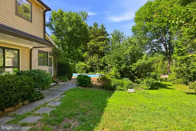 8578 Brickyard Road, Potomac, MD 20854 - Photo 9
