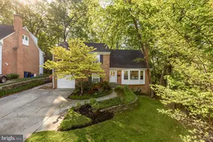 11601 Magruder Ln, Rockville, MD 20852 - Photo 3